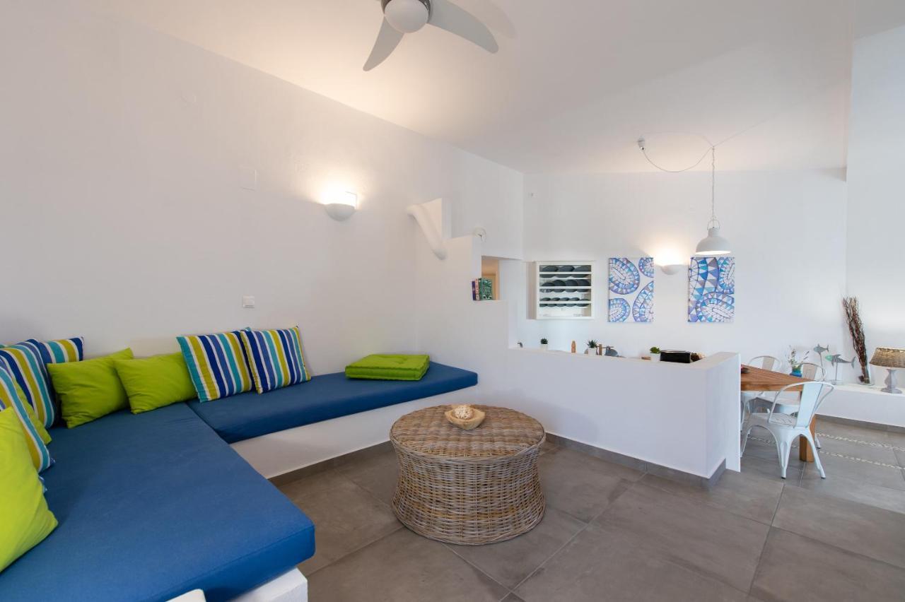 Grey House Villa Exambela Ngoại thất bức ảnh