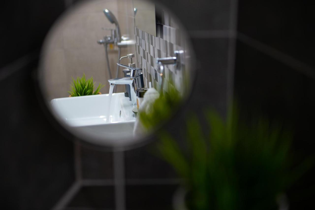 Grey House Villa Exambela Ngoại thất bức ảnh